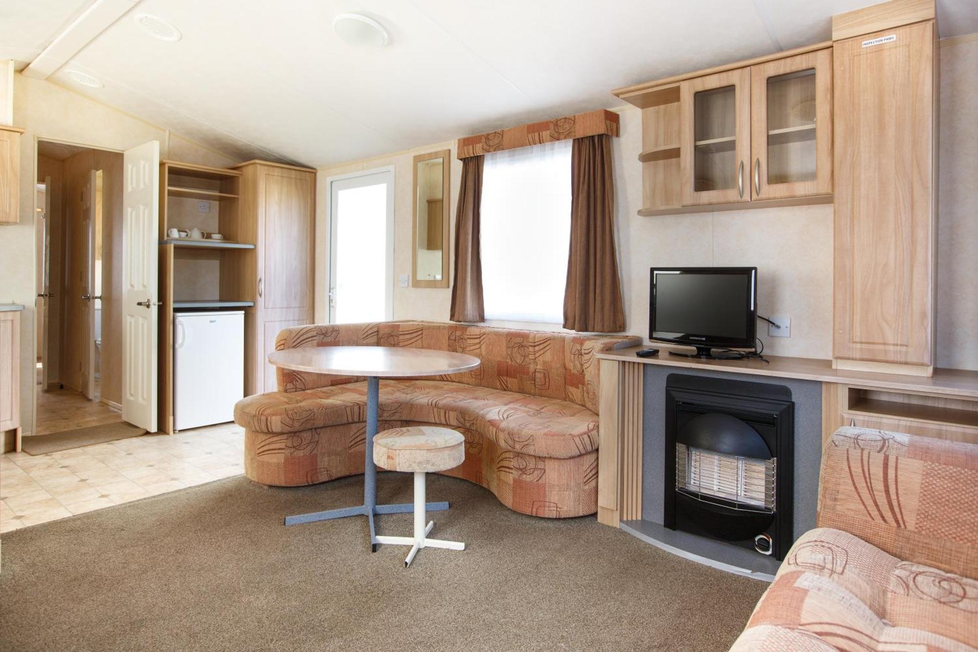Holiday Golden Resort & Spa Lazy  Room photo