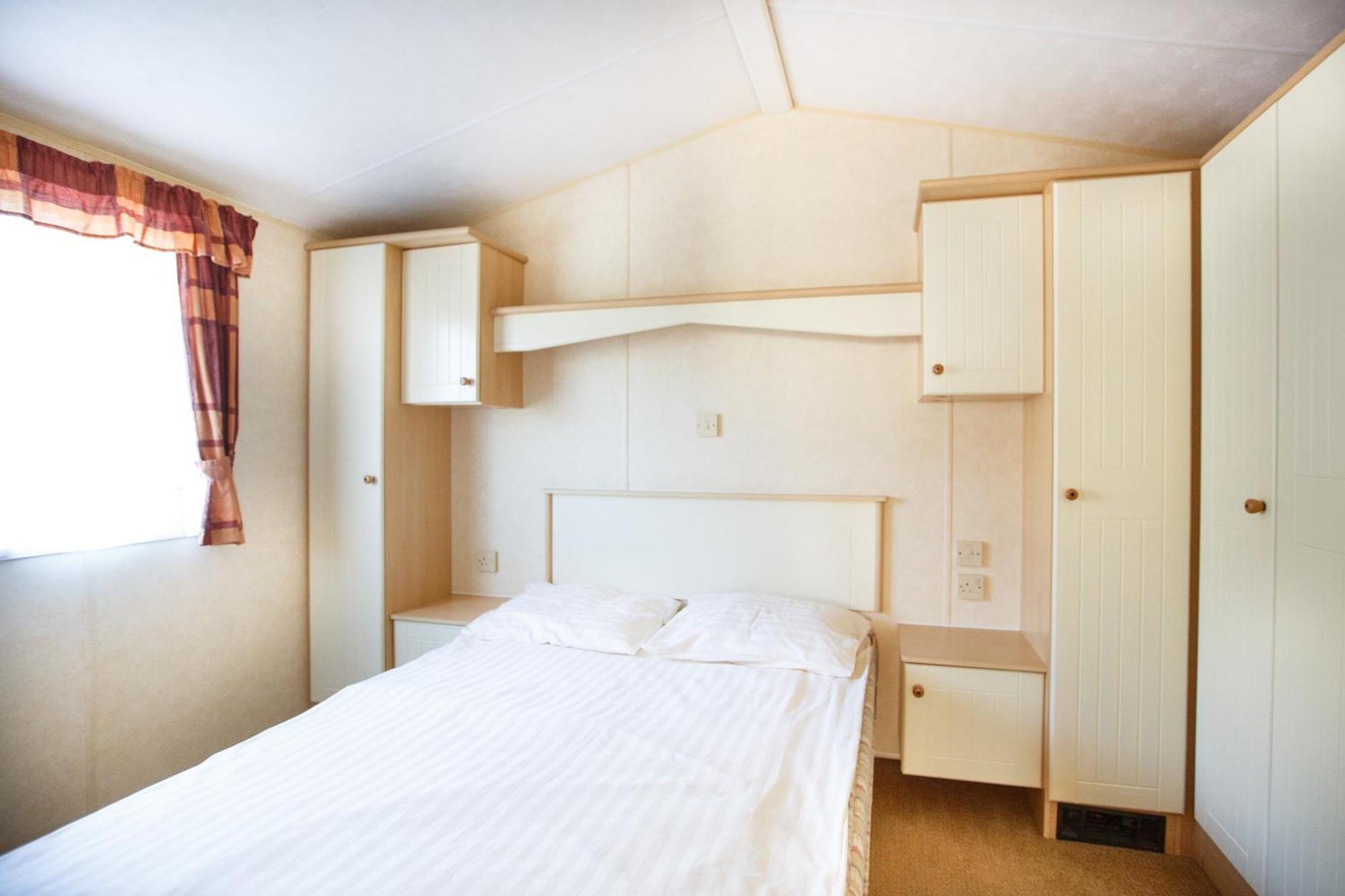Holiday Golden Resort & Spa Lazy  Room photo